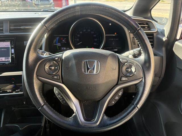 HONDA FIT HYBRID 2017