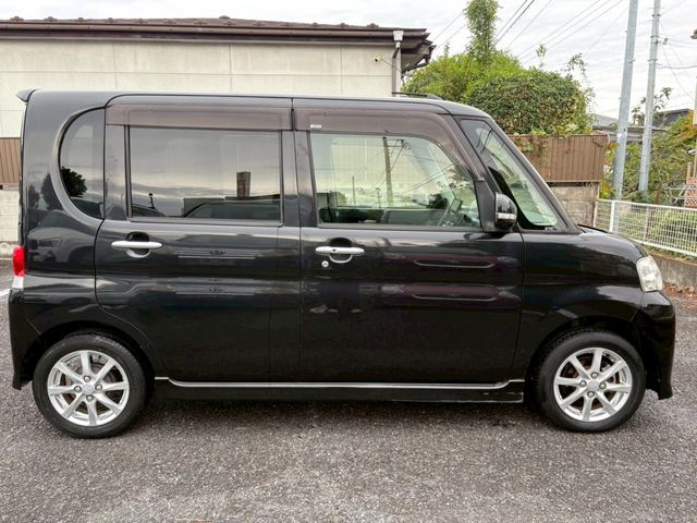 DAIHATSU TANTO 2013