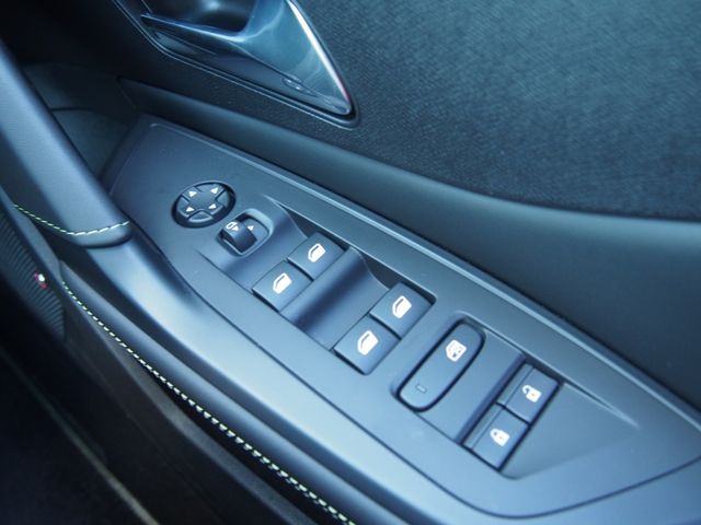 PEUGEOT PEUGEOT 408 2024