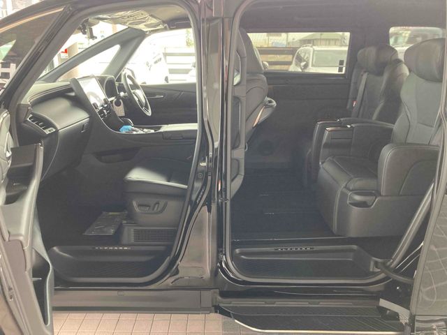 TOYOTA ALPHARD hybrid 2024