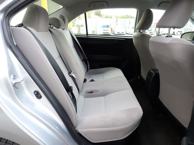 TOYOTA COROLLA AXIO HYBRID 2017