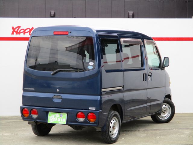 MITSUBISHI MINICAB van 4WD 2009