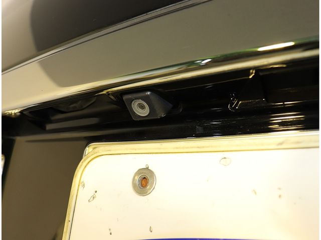 TOYOTA VELLFIRE 2013