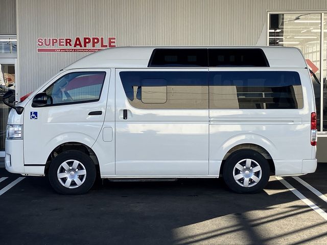 TOYOTA HIACE van 4WD 2020