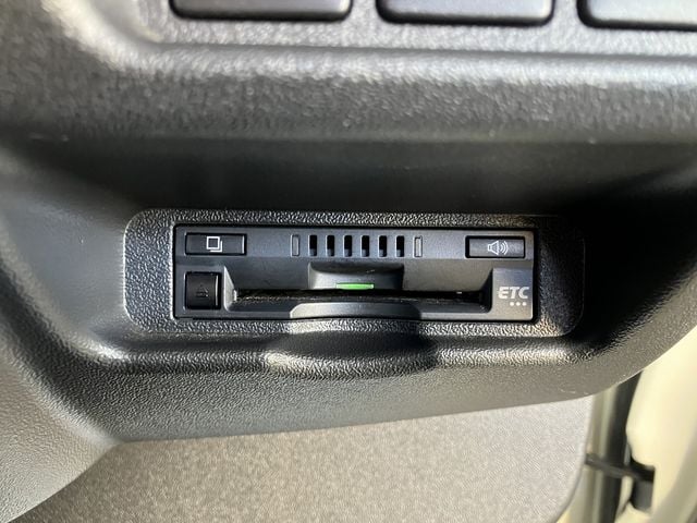 TOYOTA HIACE van 4WD 2020