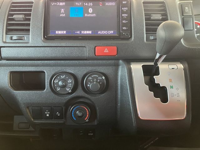 TOYOTA HIACE van 4WD 2020