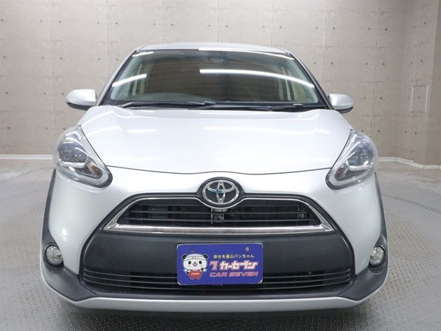 TOYOTA SIENTA 2017
