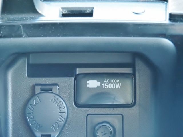 TOYOTA CROWN sedan hybrid 4WD 2021