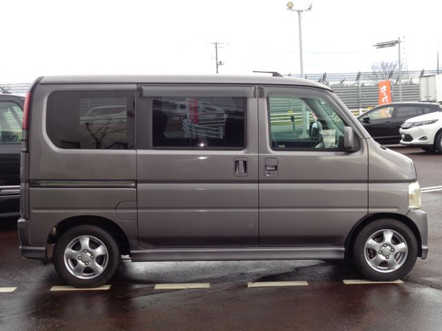 HONDA VAMOS 4WD 2009