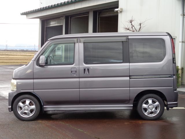 HONDA VAMOS 4WD 2009