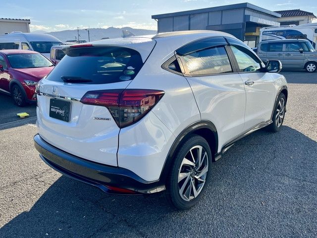 HONDA VEZEL 2019