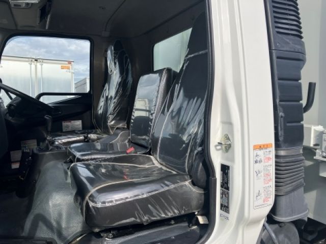 MITSUBISHI FUSOU FIGHTER 2020