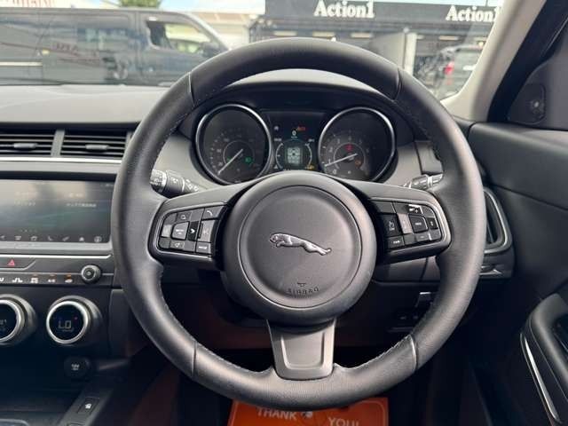 JAGUAR JAGUAR E-PACE 2019