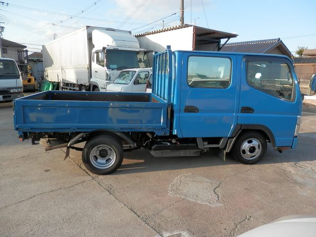 MITSUBISHI CANTER 2005