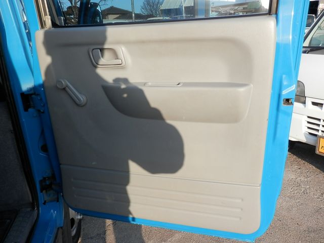 MITSUBISHI CANTER 2005