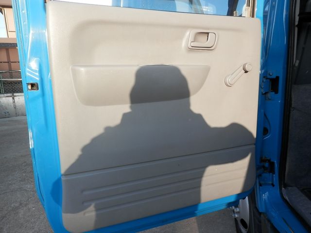 MITSUBISHI CANTER 2005