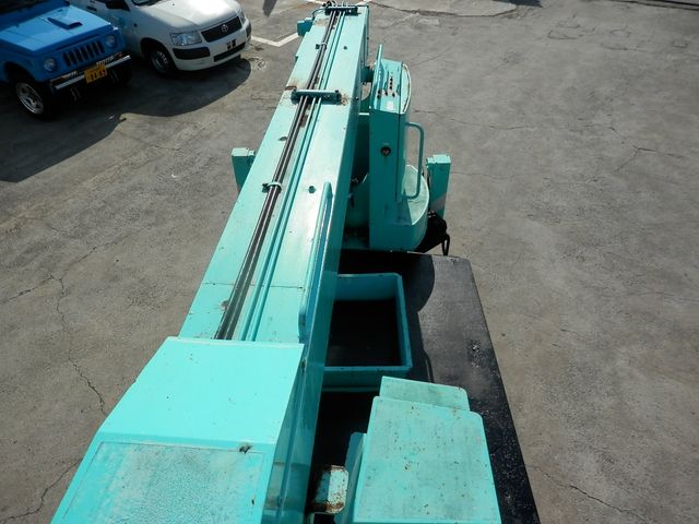 MITSUBISHI CANTER 2003