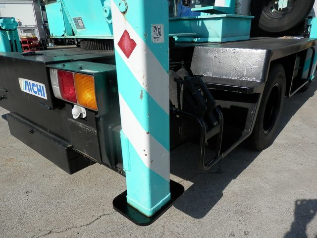 MITSUBISHI CANTER 2003