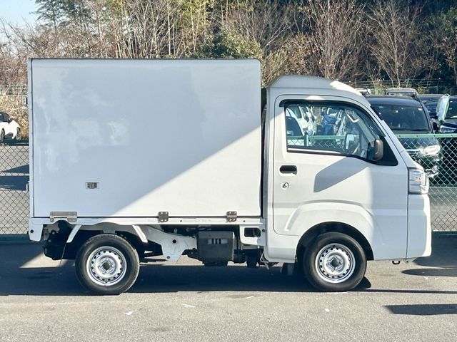 DAIHATSU HIJET truck 2021