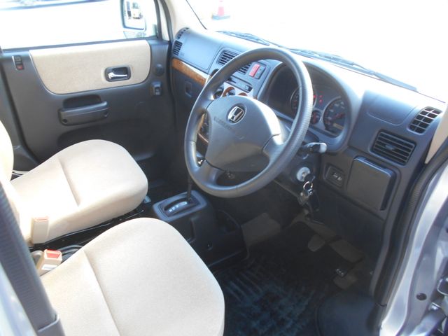 HONDA VAMOS 4WD 2009