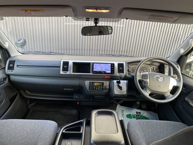 TOYOTA HIACE wagon 2018