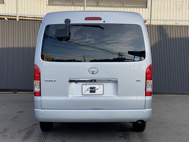 TOYOTA HIACE wagon 2018