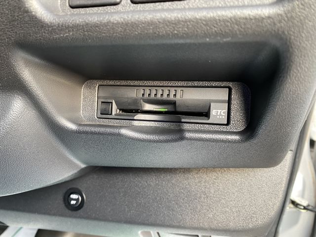 TOYOTA HIACE wagon 2018