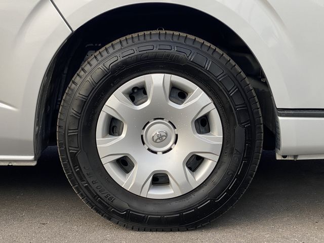 TOYOTA HIACE wagon 2018