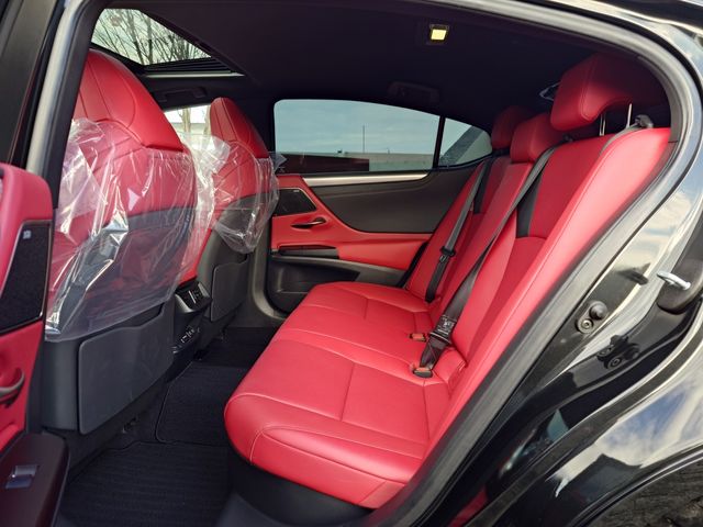 TOYOTA LEXUS ES300h 2020