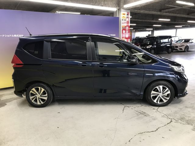HONDA FREED HYBRID 2020