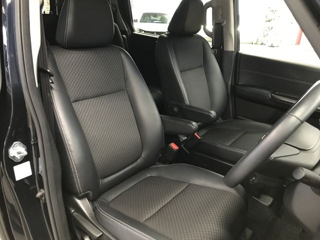 HONDA FREED HYBRID 2020