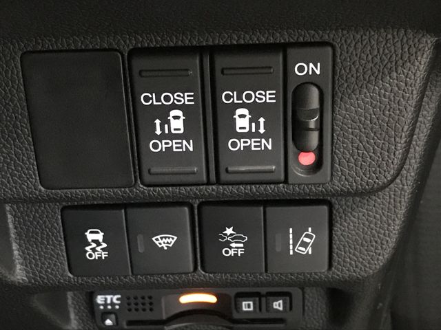 HONDA FREED HYBRID 2020