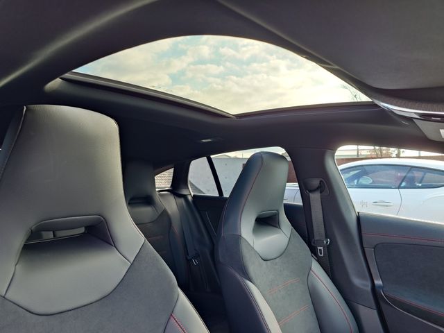 MERCEDES BENZ MERCEDES BENZ CLA Shooting Brake 2024