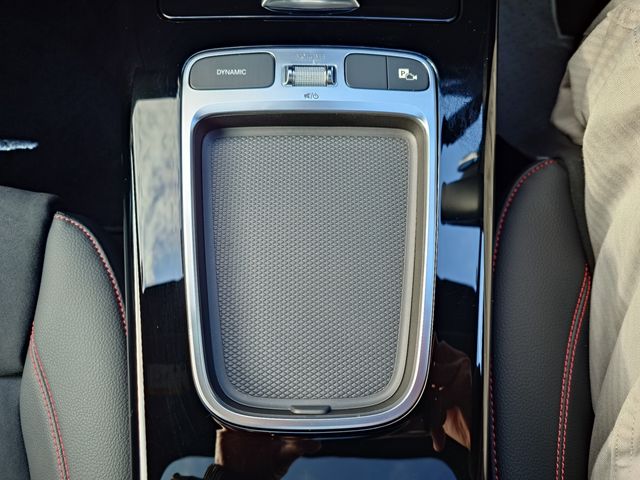 MERCEDES BENZ MERCEDES BENZ CLA Shooting Brake 2024