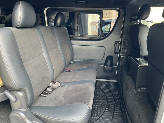 TOYOTA HIACE van 2WD 2021