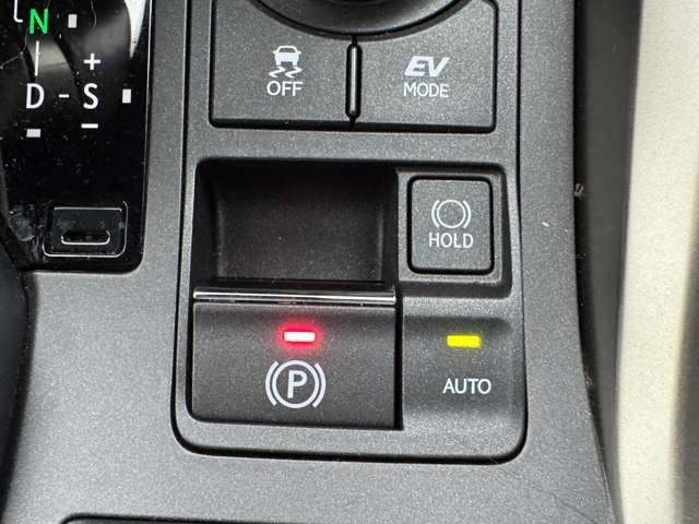 TOYOTA LEXUS NX300h 2020