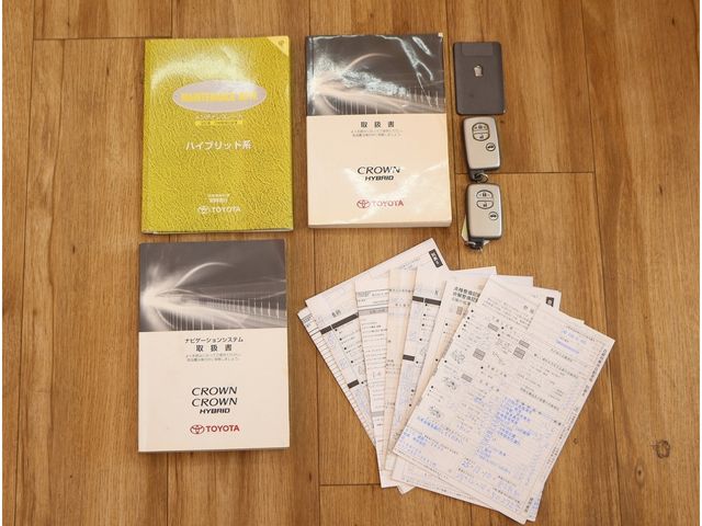 TOYOTA CROWN sedan hybrid 2010