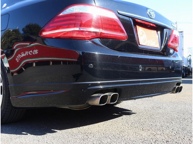 TOYOTA CROWN sedan hybrid 2010