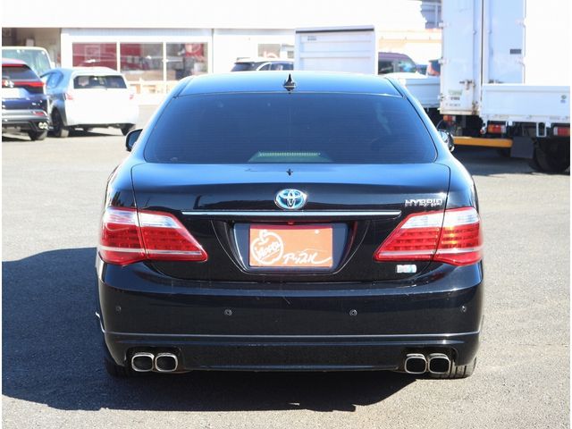 TOYOTA CROWN sedan hybrid 2010
