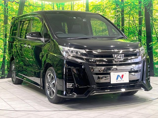 TOYOTA NOAH 2019