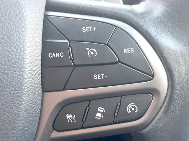 JEEP JEEP CHEROKEE 2019