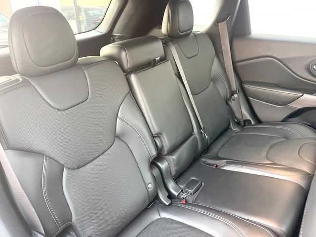 JEEP JEEP CHEROKEE 2019