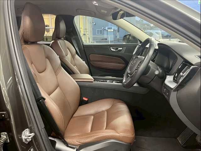 VOLVO VOLVO XC60 2019