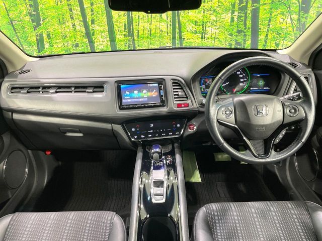 HONDA VEZEL HYBRID 2014