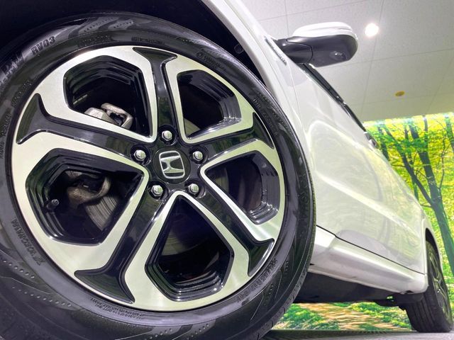 HONDA VEZEL HYBRID 2014