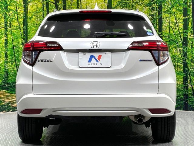 HONDA VEZEL HYBRID 2014