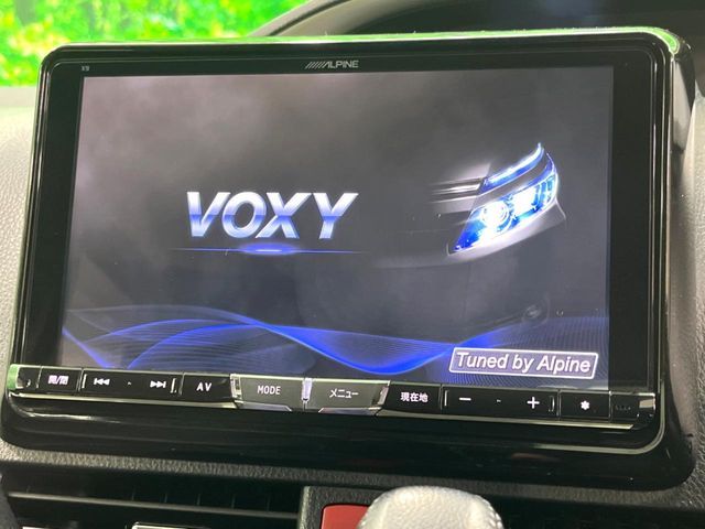 TOYOTA VOXY 2016