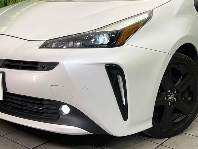 TOYOTA PRIUS 2022