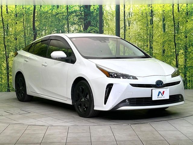 TOYOTA PRIUS 2022