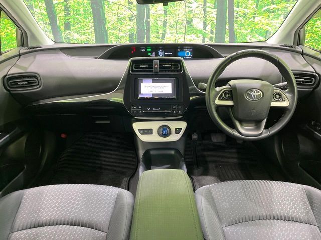 TOYOTA PRIUS 2016